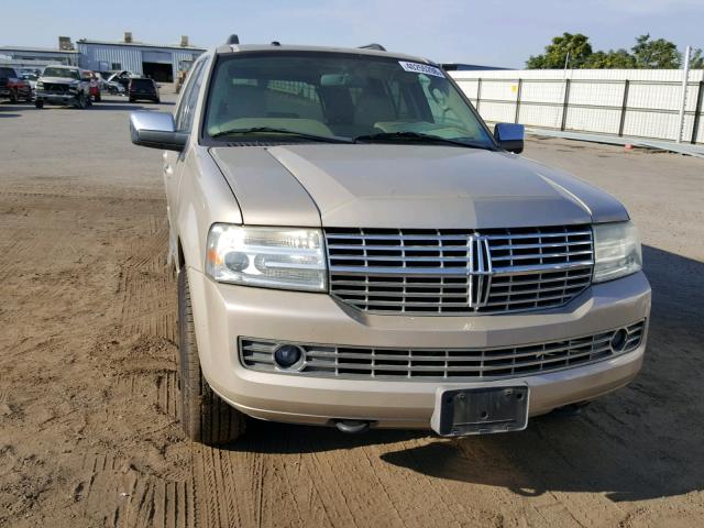 5LMFU27557LJ03055 - 2007 LINCOLN NAVIGATOR TAN photo 9
