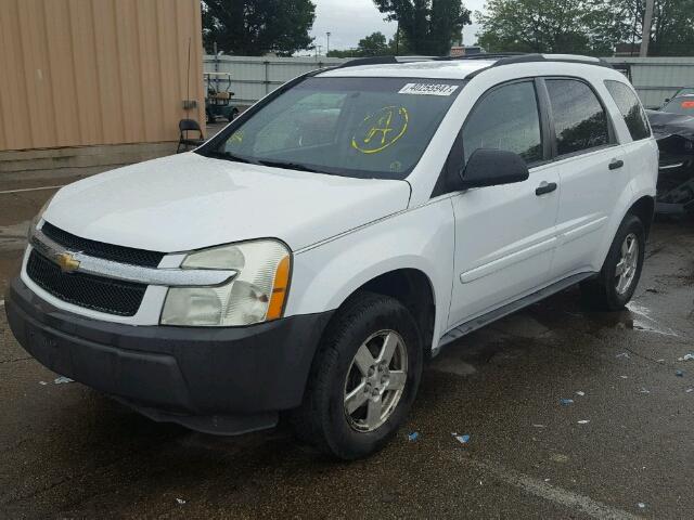 2CNDL23F656038556 - 2005 CHEVROLET EQUINOX LS WHITE photo 2