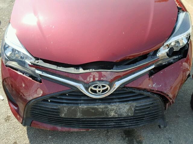 VNKKTUD33HA085926 - 2017 TOYOTA YARIS L RED photo 9