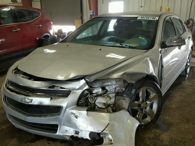 1G1ZB5EB4AF162780 - 2010 CHEVROLET MALIBU LS Gümüş foto 2