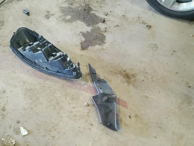 1G1ZB5EB4AF162780 - 2010 CHEVROLET MALIBU LS Gümüş foto 9