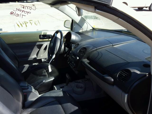 3VWCK21Y63M315696 - 2003 VOLKSWAGEN NEW BEETLE 黄色 照片 5