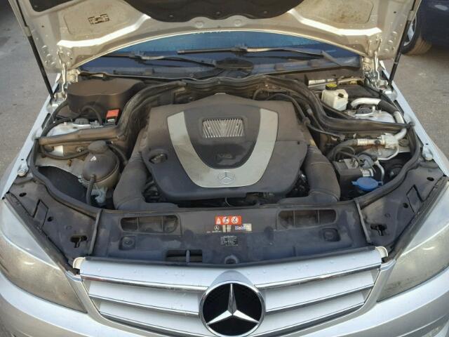 WDDGF5EB3BR154890 - 2011 MERCEDES-BENZ C SILVER photo 7