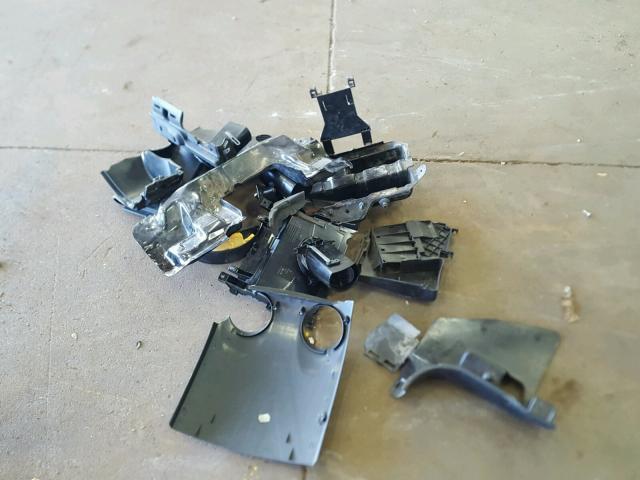 3VWCB21C52M423603 - 2002 VOLKSWAGEN NEW BEETLE 黑色 照片 9