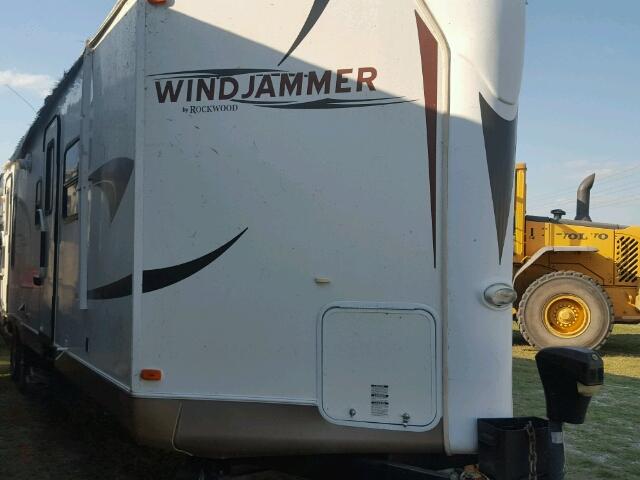 4X4TRLF28B1839558 - 2011 ROCK WINDJAMMER WHITE photo 1