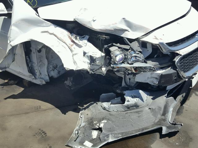 1G11C5SL0FF235612 - 2015 CHEVROLET MALIBU 1LT თეთრი ფოტო 10