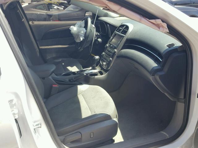 1G11C5SL0FF235612 - 2015 CHEVROLET MALIBU 1LT თეთრი ფოტო 5