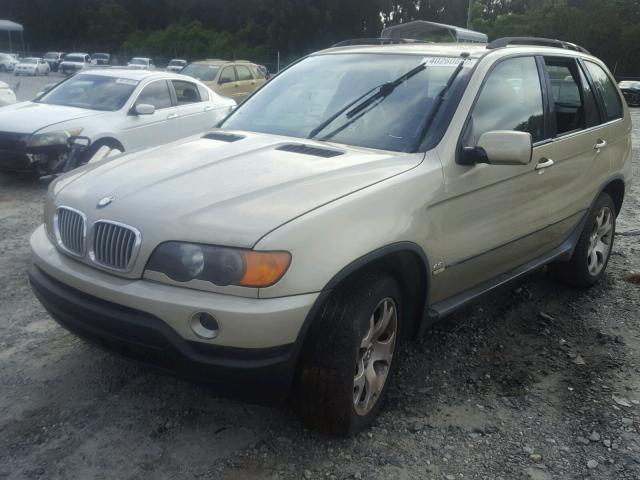 WBAFB3342YLH02416 - 2000 BMW X5 4.4I GOLD photo 2