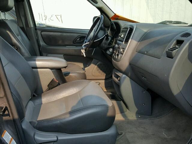 1FMCU93173KA31941 - 2003 FORD ESCAPE XLT GRAY photo 5