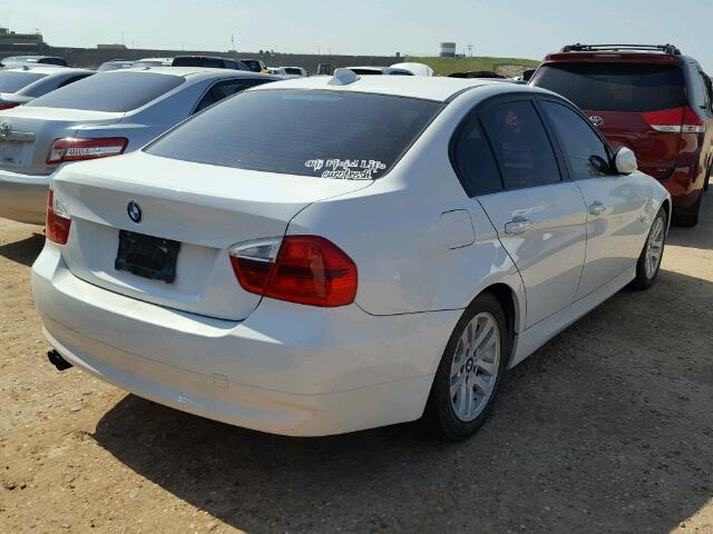 WBAVA33587KX83074 - 2007 BMW 328 WHITE photo 4