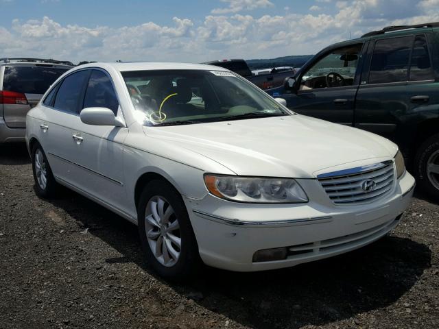 KMHFC46F36A069218 - 2006 HYUNDAI AZERA SE WHITE photo 1