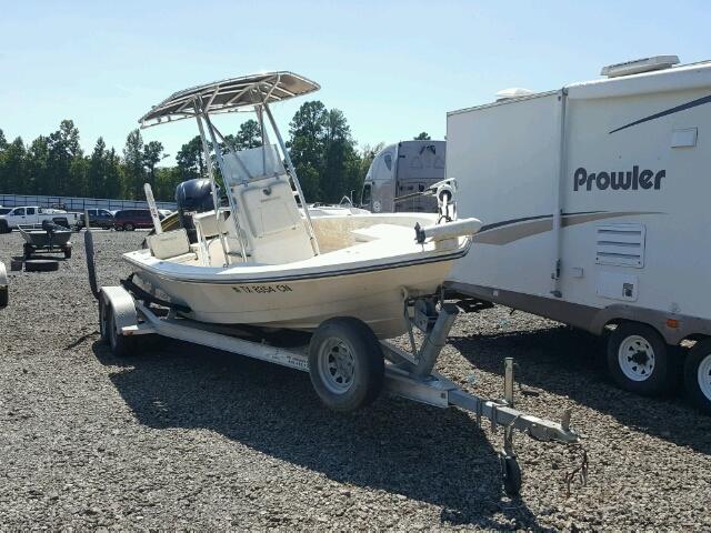 MV1PW051K112 - 2012 BOAT MARINE/TRL WHITE photo 1