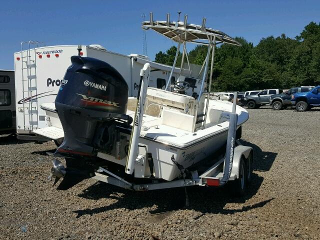 MV1PW051K112 - 2012 BOAT MARINE/TRL WHITE photo 4