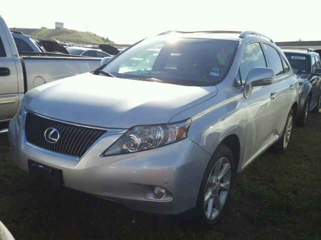 2T2ZK1BA4AC022583 - 2010 LEXUS RX SILVER photo 2