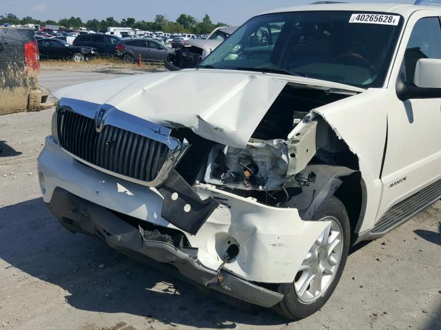 5LMEU68HX4ZJ16291 - 2004 LINCOLN AVIATOR 白色 照片 9