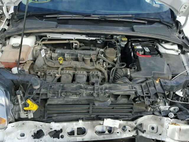 1FAHP3F28CL434992 - 2012 FORD FOCUS SE WHITE photo 7