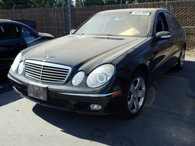 WDBUF70J03A108035 - 2003 MERCEDES-BENZ E 500 BLACK photo 2