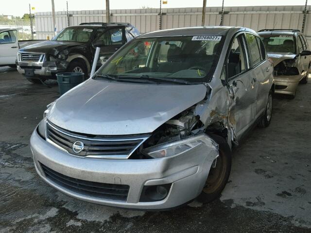 3N1BC1CP4BL473889 - 2011 NISSAN VERSA S SILVER photo 2