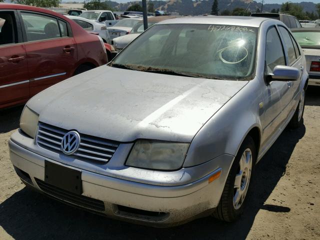 3VWSE29M6YM096525 - 2000 VOLKSWAGEN JETTA GLS SILVER photo 2