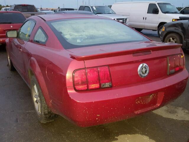 1ZVHT80N885137347 - 2008 FORD MUSTANG RED photo 3