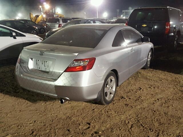 2HGFG12968H558239 - 2008 HONDA CIVIC EXL SILVER photo 4