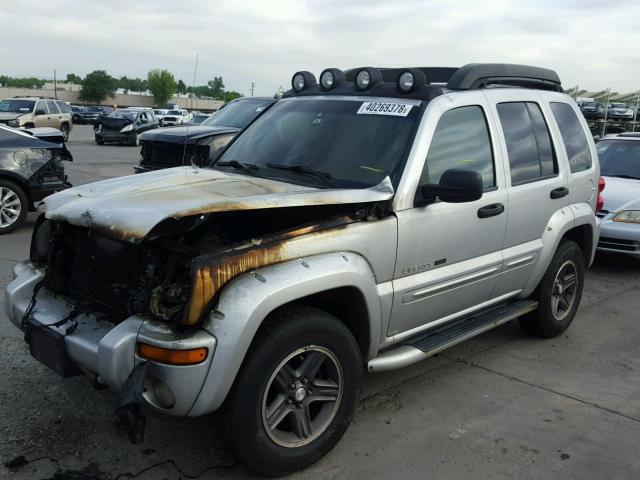 1J8GL38K83W660911 - 2003 JEEP LIBERTY RE 银色 照片 2