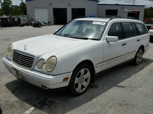 WDBJH82F9XX016968 - 1999 MERCEDES-BENZ E 320 4MAT WHITE photo 2