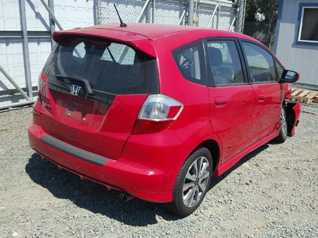 JHMGE8H53DC021507 - 2013 HONDA FIT SPORT RED photo 4
