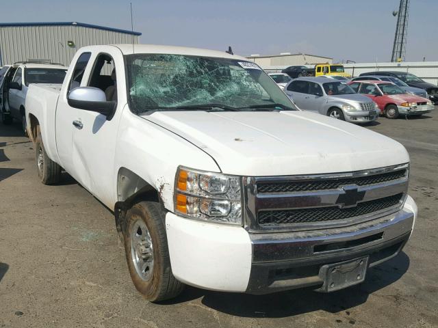 1GCSCSE06AZ103991 - 2010 CHEVROLET SILVERADO WHITE photo 1