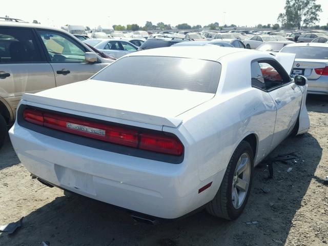 2C3CDYAG3CH206476 - 2012 DODGE CHALLENGER WHITE photo 4