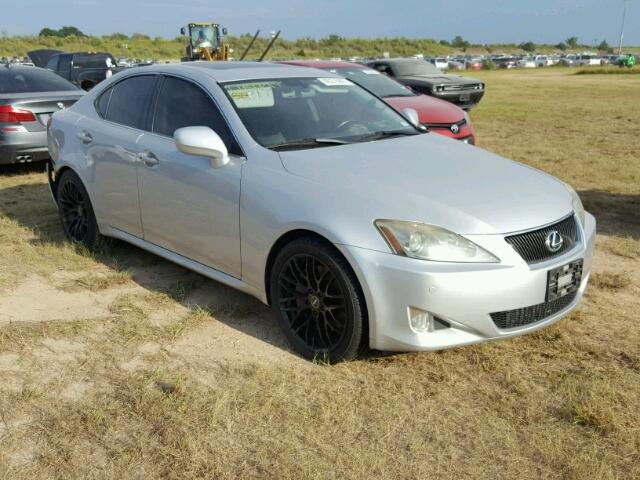 JTHBE262765000960 - 2006 LEXUS IS SILVER photo 1