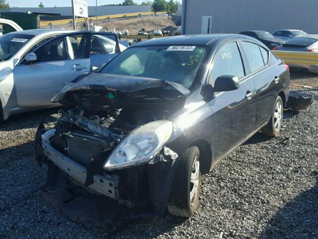 3N1CN7AP5CL945636 - 2012 NISSAN VERSA S 黑色 照片 2