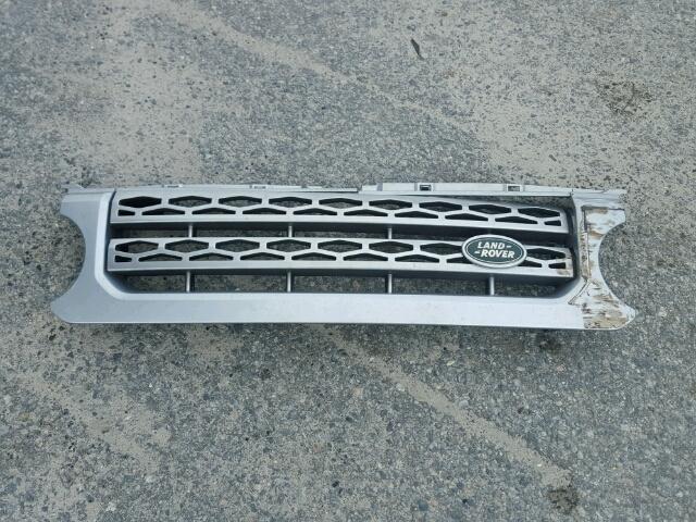 SALAC2D43BA560668 - 2011 LAND ROVER LR4 BASE SILVER photo 9