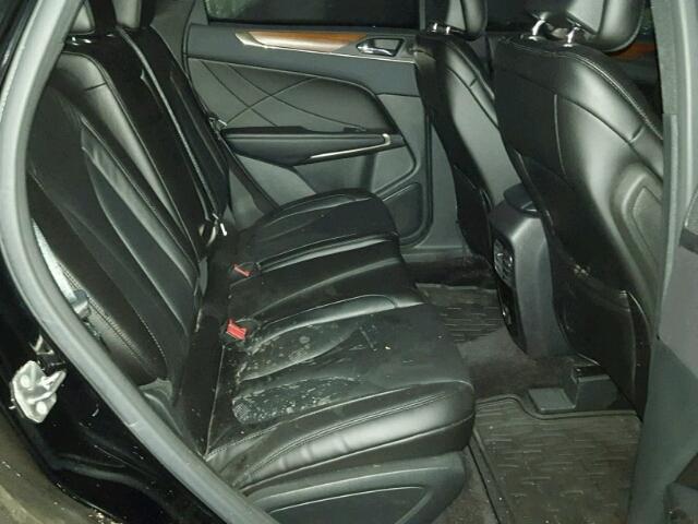 5LMCJ2C9XHUL21234 - 2017 LINCOLN MKC SELECT შავი ფოტო 6