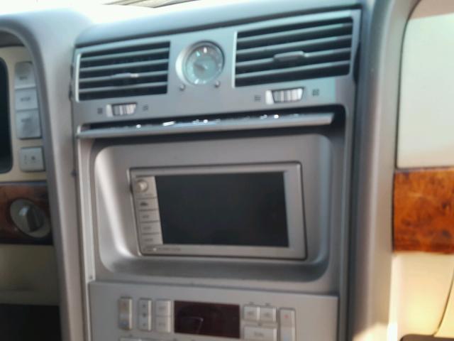 5LMFU28R94LJ01239 - 2004 LINCOLN NAVIGATOR ბურგუნდია ფოტო 9