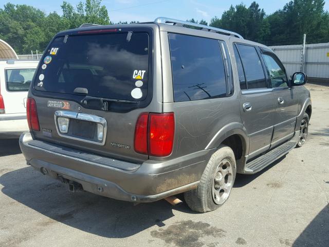 5LMFU28R22LJ06540 - 2002 LINCOLN NAVIGATOR Bej foto 4