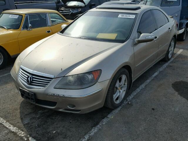 JH4KB16515C002839 - 2005 ACURA RL BEIGE photo 2