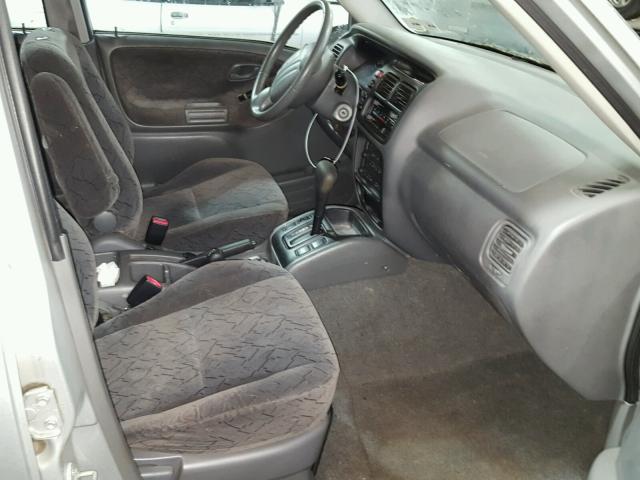 2CNBJ634926901140 - 2002 CHEVROLET TRACKER LT SILVER photo 5