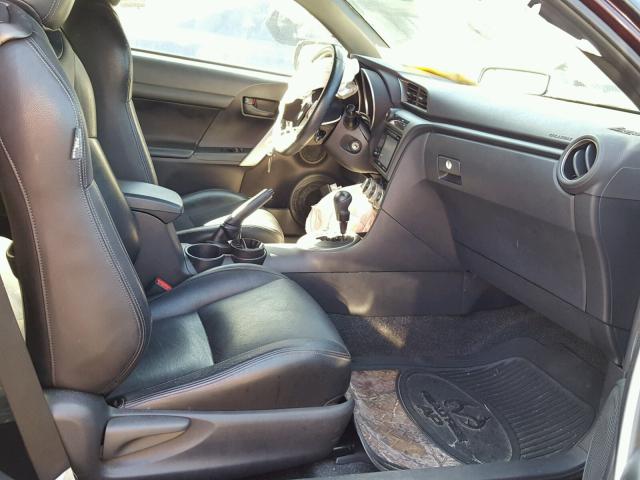 JTKJF5C73C3032400 - 2012 TOYOTA SCION TC 红色 照片 5