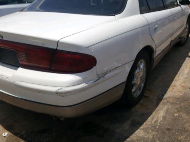 2G4WF5218V1452958 - 1997 BUICK REGAL GS WHITE photo 9