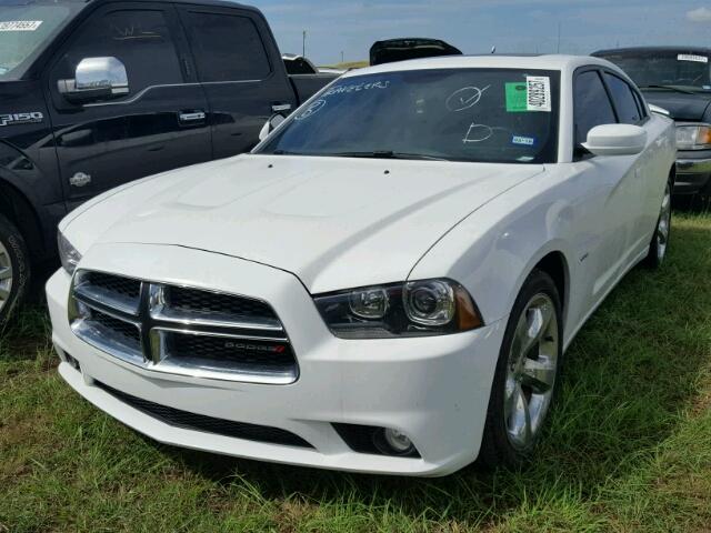 2C3CDXCT5EH330935 - 2014 DODGE CHARGER R/ WHITE photo 2