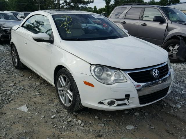 WVWFA71F69V010762 - 2009 VOLKSWAGEN EOS LUX 白色 照片 1