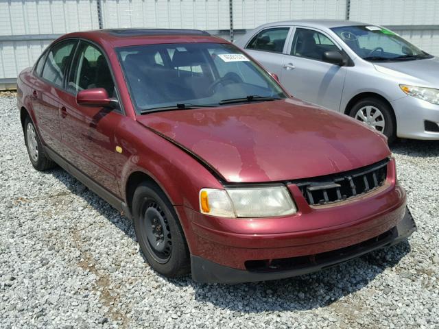 WVWMA63B8XE334465 - 1999 VOLKSWAGEN PASSAT GLS RED photo 1