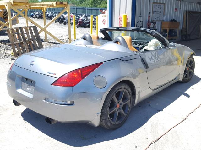 JN1AZ36A05M753963 - 2005 NISSAN 350Z ROADS GRAY photo 4