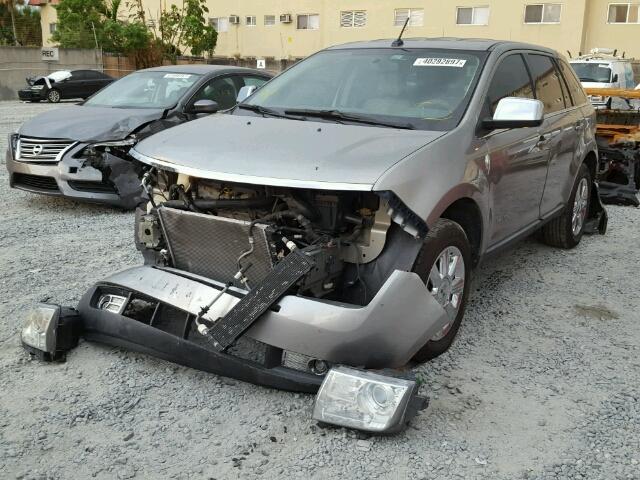 2LMDU88C38BJ29749 - 2008 LINCOLN MKX SILVER photo 2