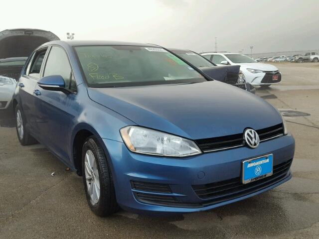 3VW217AU9HM025727 - 2017 VOLKSWAGEN GOLF BLUE photo 1