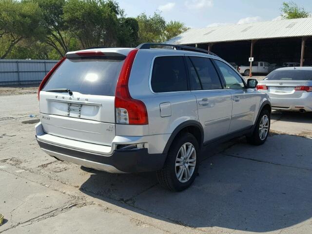 YV4CZ982791521847 - 2009 VOLVO XC90 SILVER photo 4