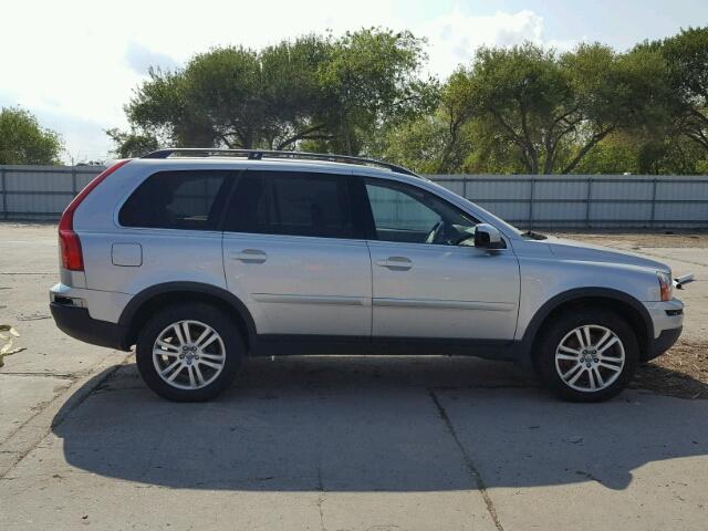 YV4CZ982791521847 - 2009 VOLVO XC90 SILVER photo 9