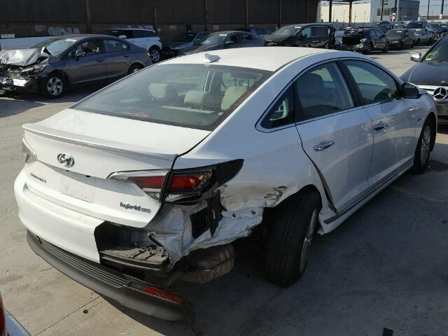 KMHE24L17GA021696 - 2016 HYUNDAI SONATA WHITE photo 4