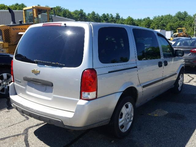 1GNDV13L26D226211 - 2006 CHEVROLET UPLANDER SILVER photo 4